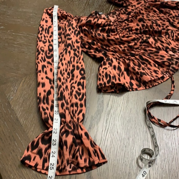 Nasty Gal leopard print top Size 4 - Picture 17 of 17